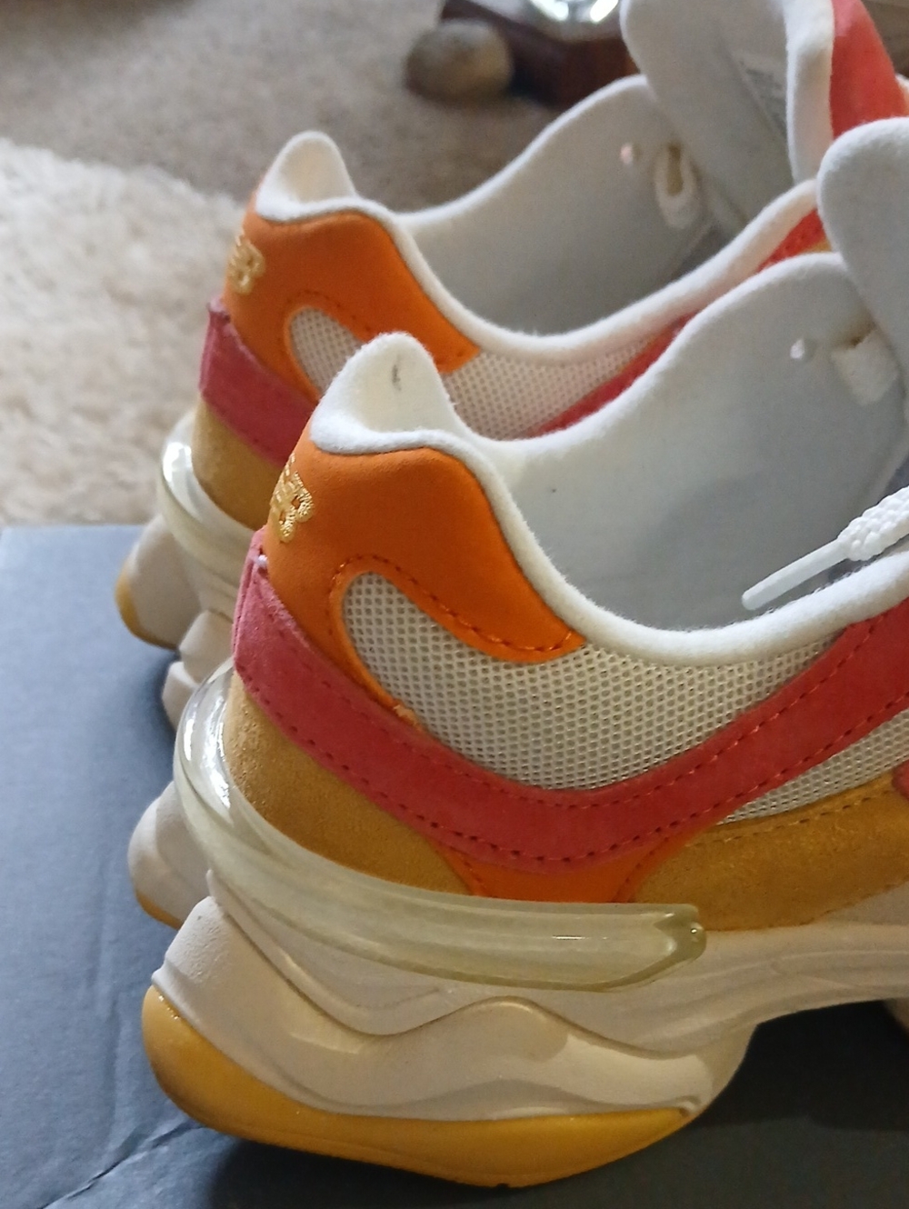 NEW BALANCE 9060 - Picture 5 of 13